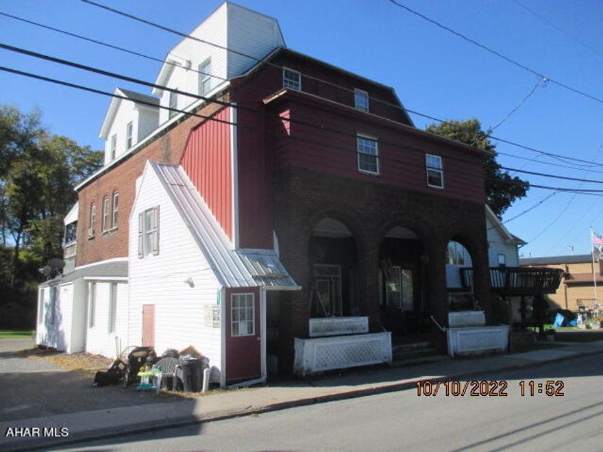 7 unit apartment building.  New roof 2016.  Call for details.