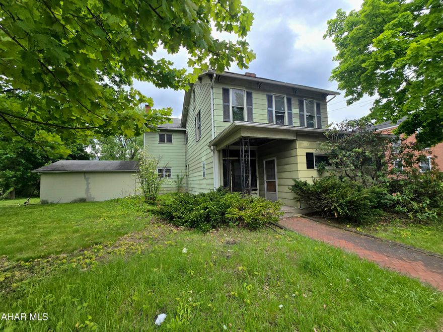 Calling anyone with a vision!  Located in the heart of Bellwood this 3276 square foot home is your next project.  With a blank slate and endless potential this property could be restored into a single family home or 2-unit apartment.   

Property is being sold as is- cash only.  Seller to make no repairs.