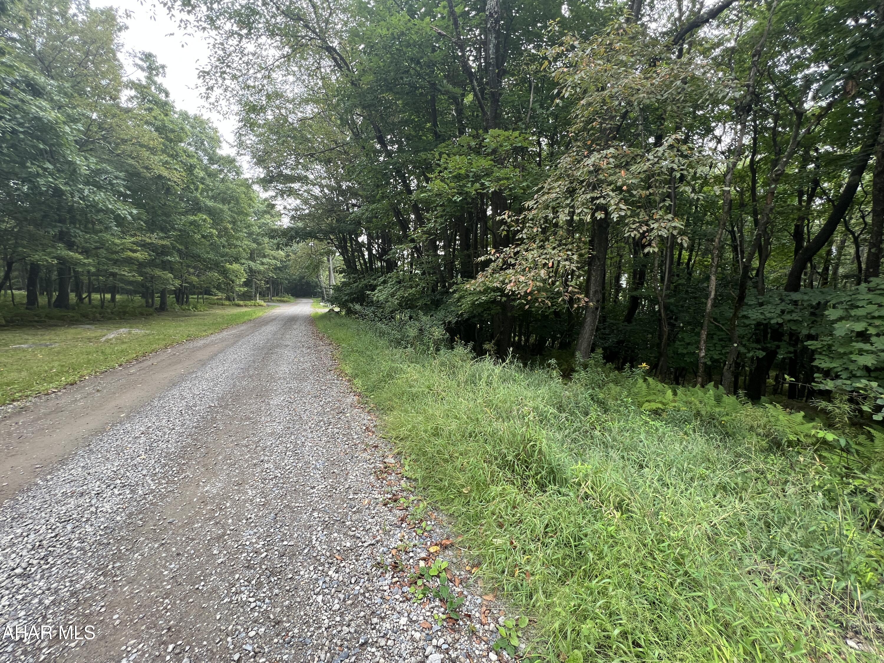 Folmont - Commercial Sale