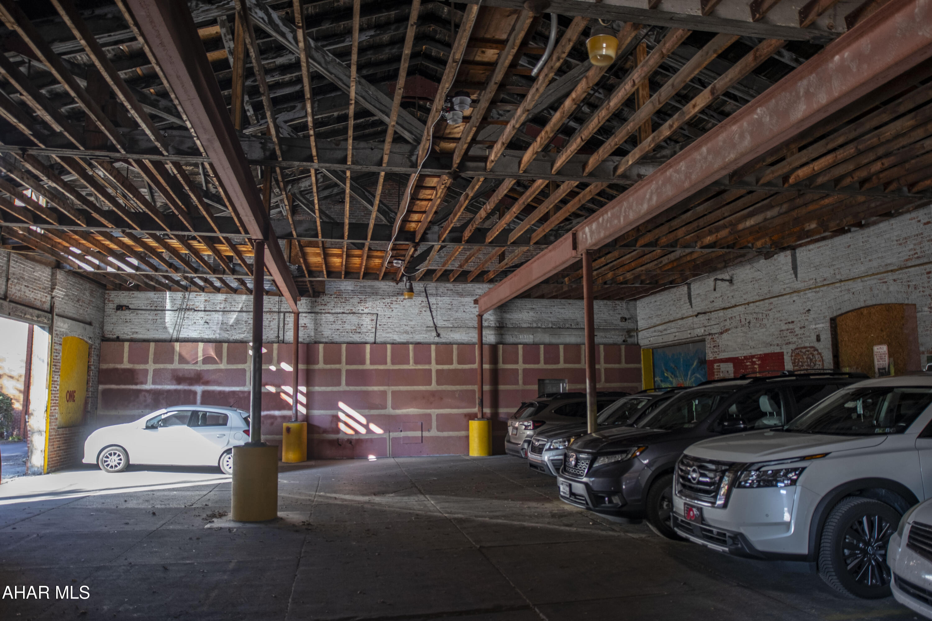 Hollidaysburg - Commercial Sale