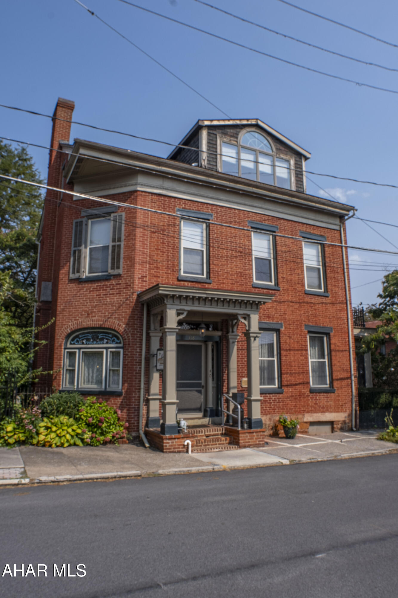 Hollidaysburg - Commercial Sale