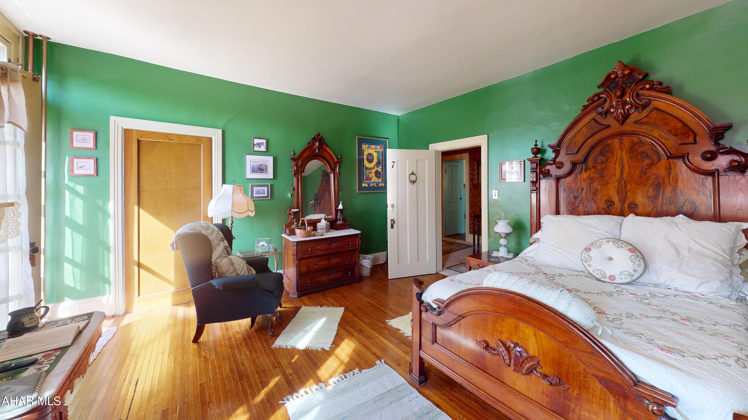 Hollidaysburg - Commercial Sale