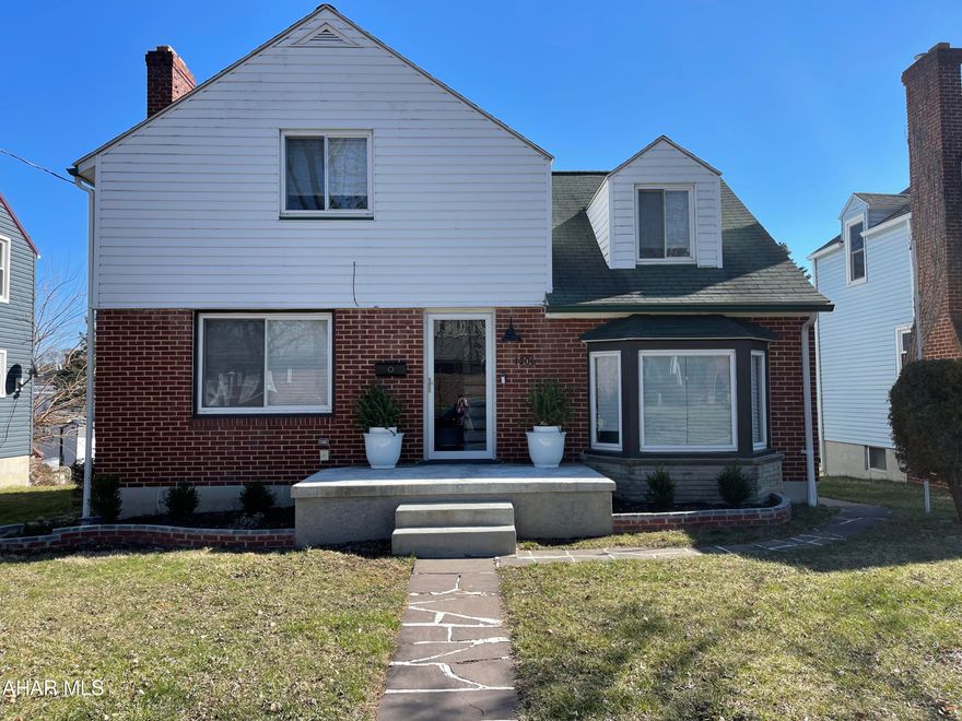 Updated home in the heart of Hollidaysburg borough! Nice 3 bedroom featuring hardwood floors, a large den/bonus room on the first floor that could be used as a first floor bedroom. This cozy home gets plenty of natural light which makes it bright and cheery. Newly remodeled kitchen and bathroom, with fresh paint throughout the home. A detached 2 car garage for off-street parking and additional storage. Centrally located, this home is withing walking distance to the market, restaurants, and shops in downtown Hollidaysburg. This property is in the HASD, with CW Longer being the elementary school. Great home! (Agent is related to the seller)