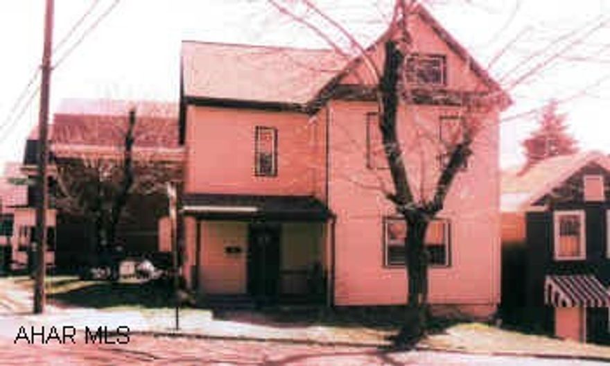 Good starter home.  Vinyl sided, replacement windows, 2nd floor laundry, finished attic.  New furnace, Dec. 2005 Good starter home.  Vinyl sided, replacement windows, 2nd floor laundry, finished attic. New furnace, Dec. 2005