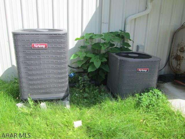 Sinking Valley - Commercial Sale