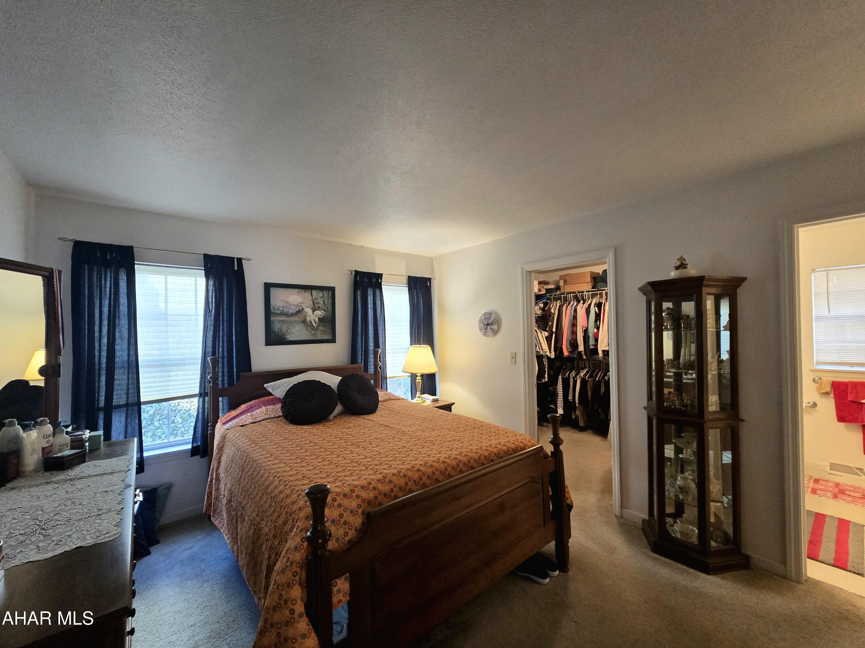 Holiday Hills - Residential