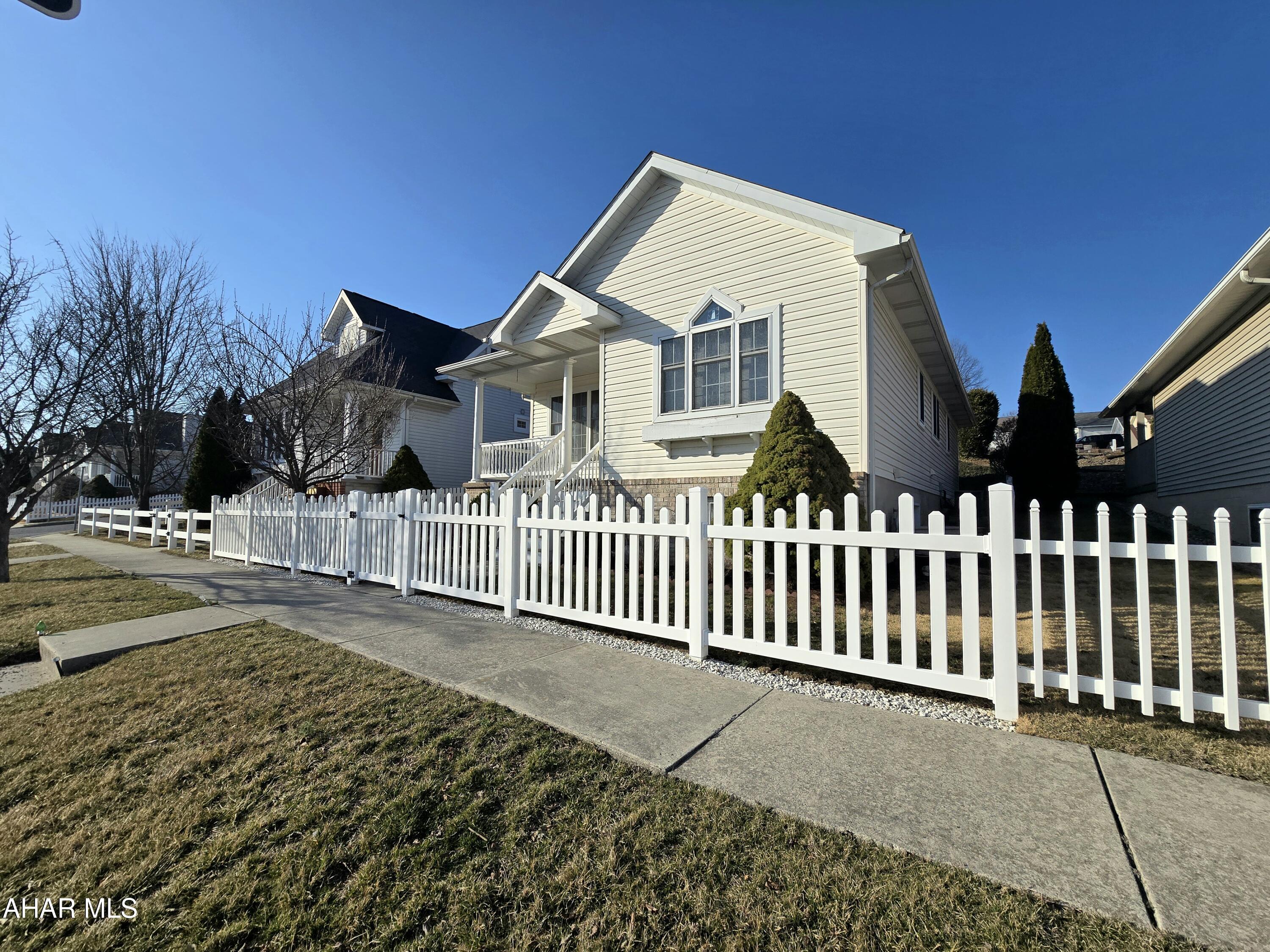 Holiday Hills - Residential