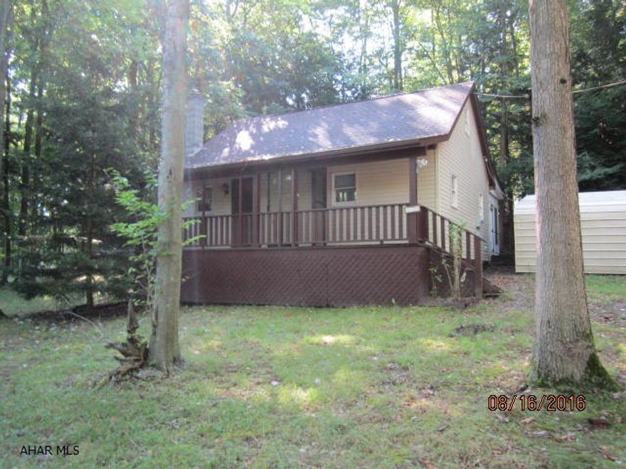 This property is located at the end of a no-outlet lane. Plenty of privacy on this wooded lot.The appliances are included.OFFERS INVITED.
