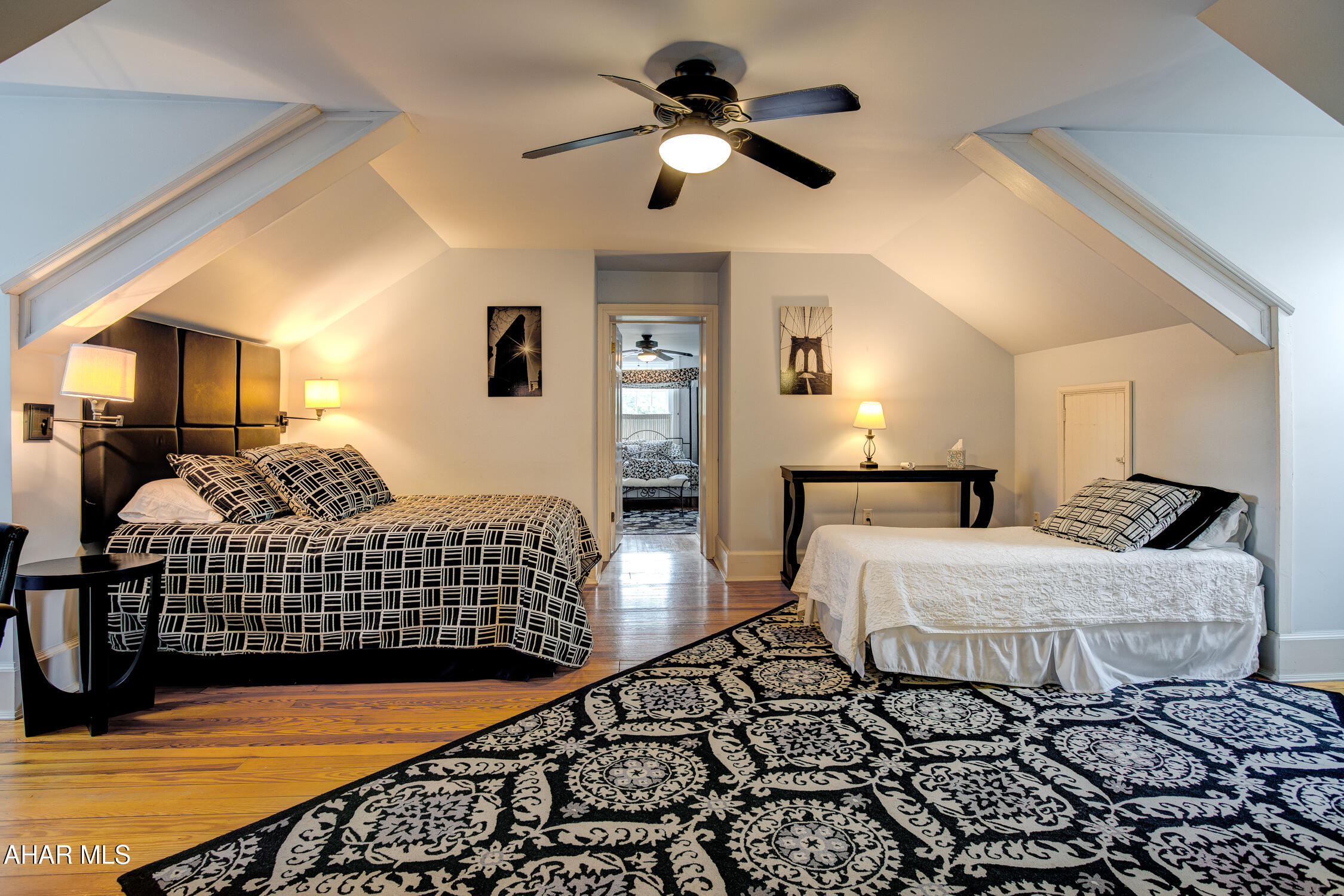 Juniata - Commercial Sale