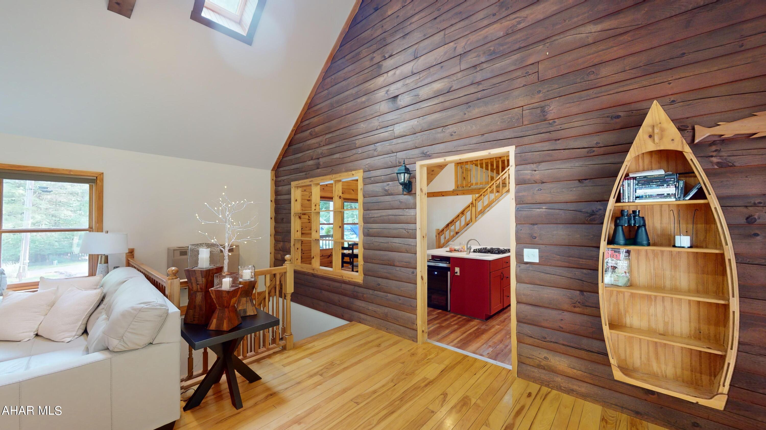 Glendale Yearound - Residential