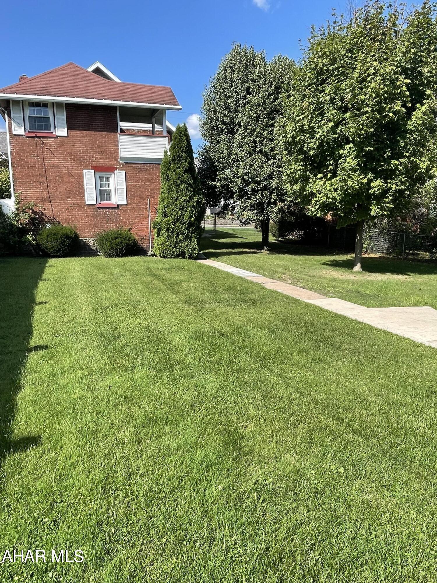 Hollidaysburg - Residential