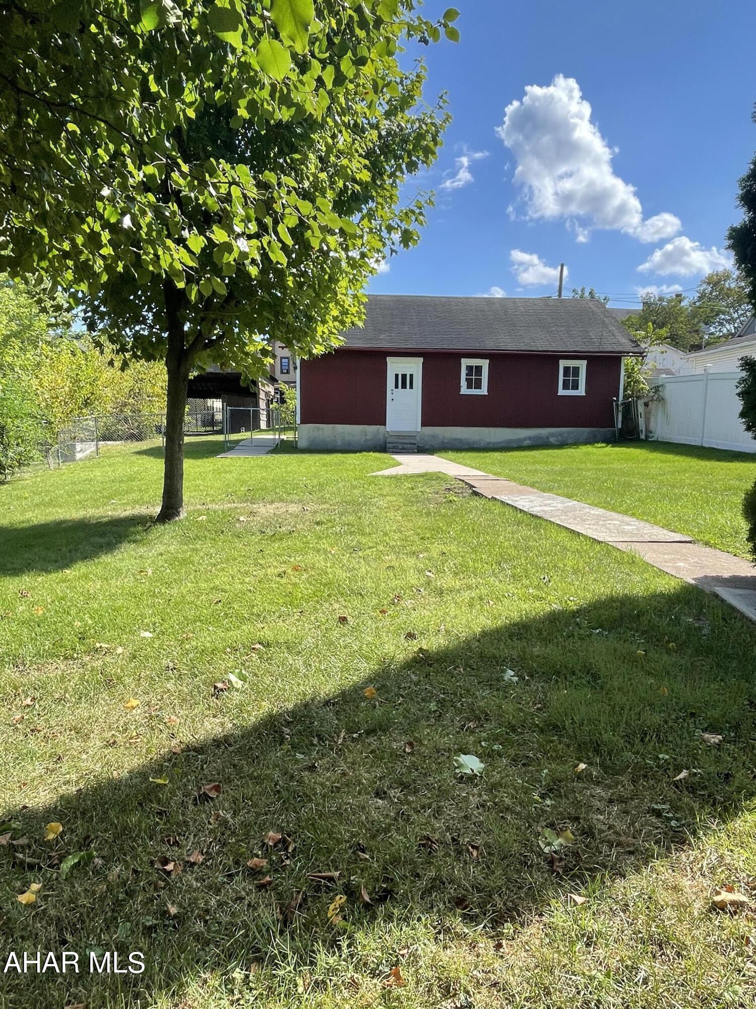 Hollidaysburg - Residential