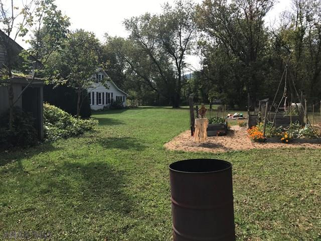 Unknown - Commercial Sale