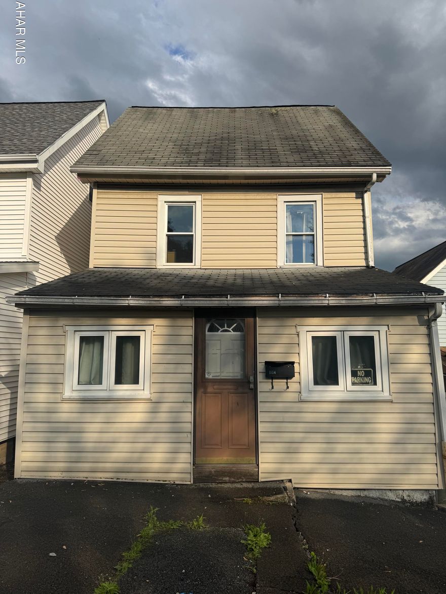 Handyman special in Juniata. With some TLC and sweat equity this could be a great starter home. Large fenced yard with potential for off-street parking in the back.