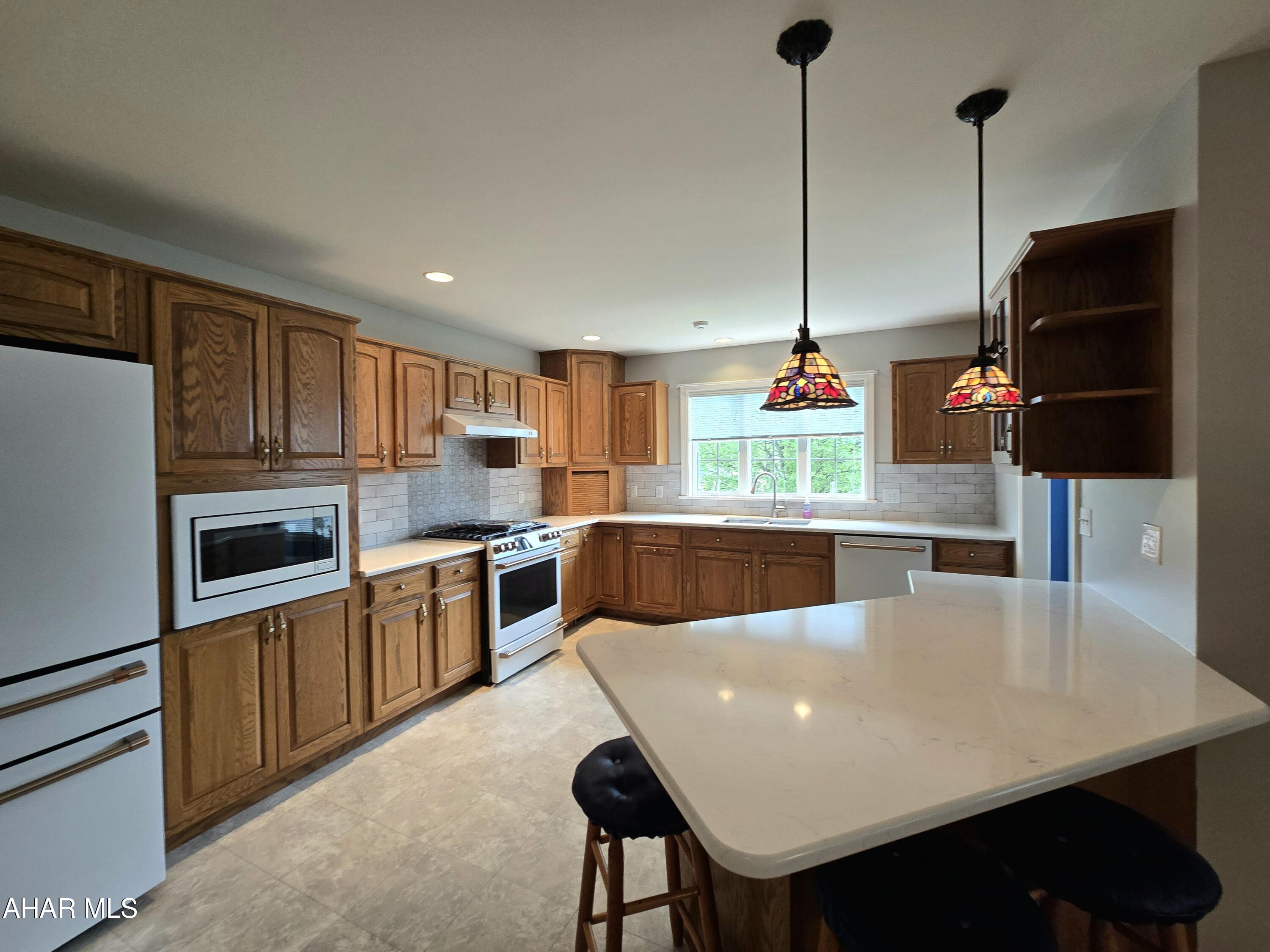 Fox Hollow - Residential