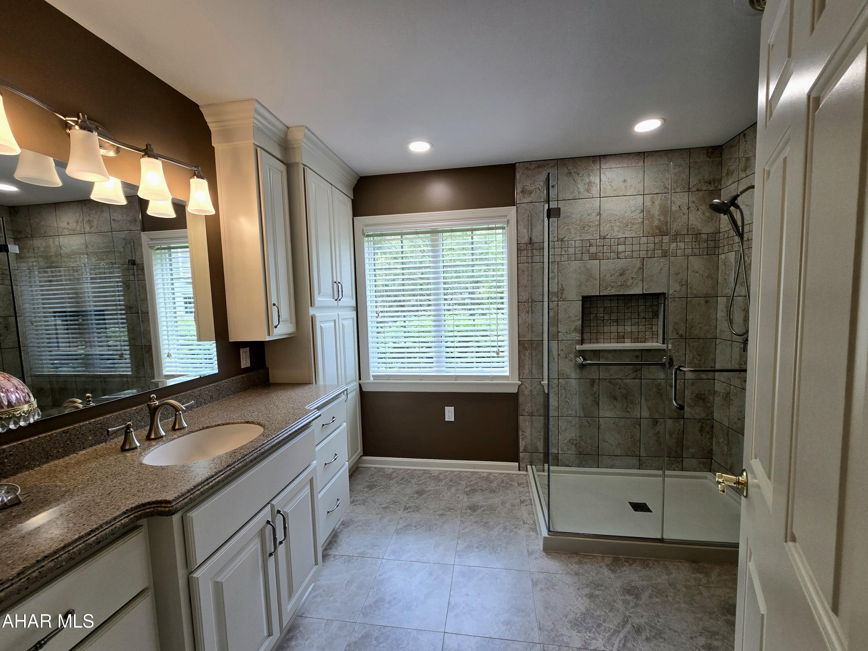 Fox Hollow - Residential