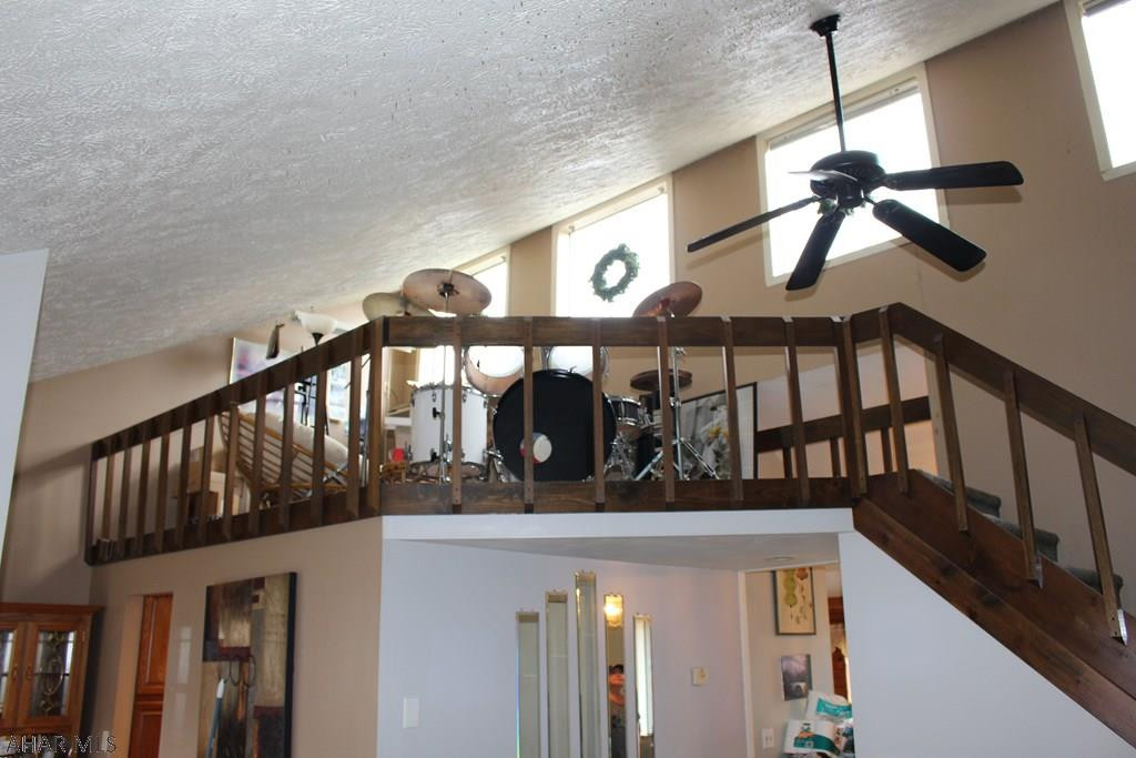 Rolling Hills - Residential