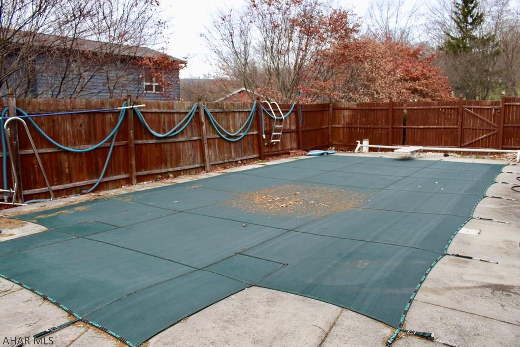 Rolling Hills - Residential