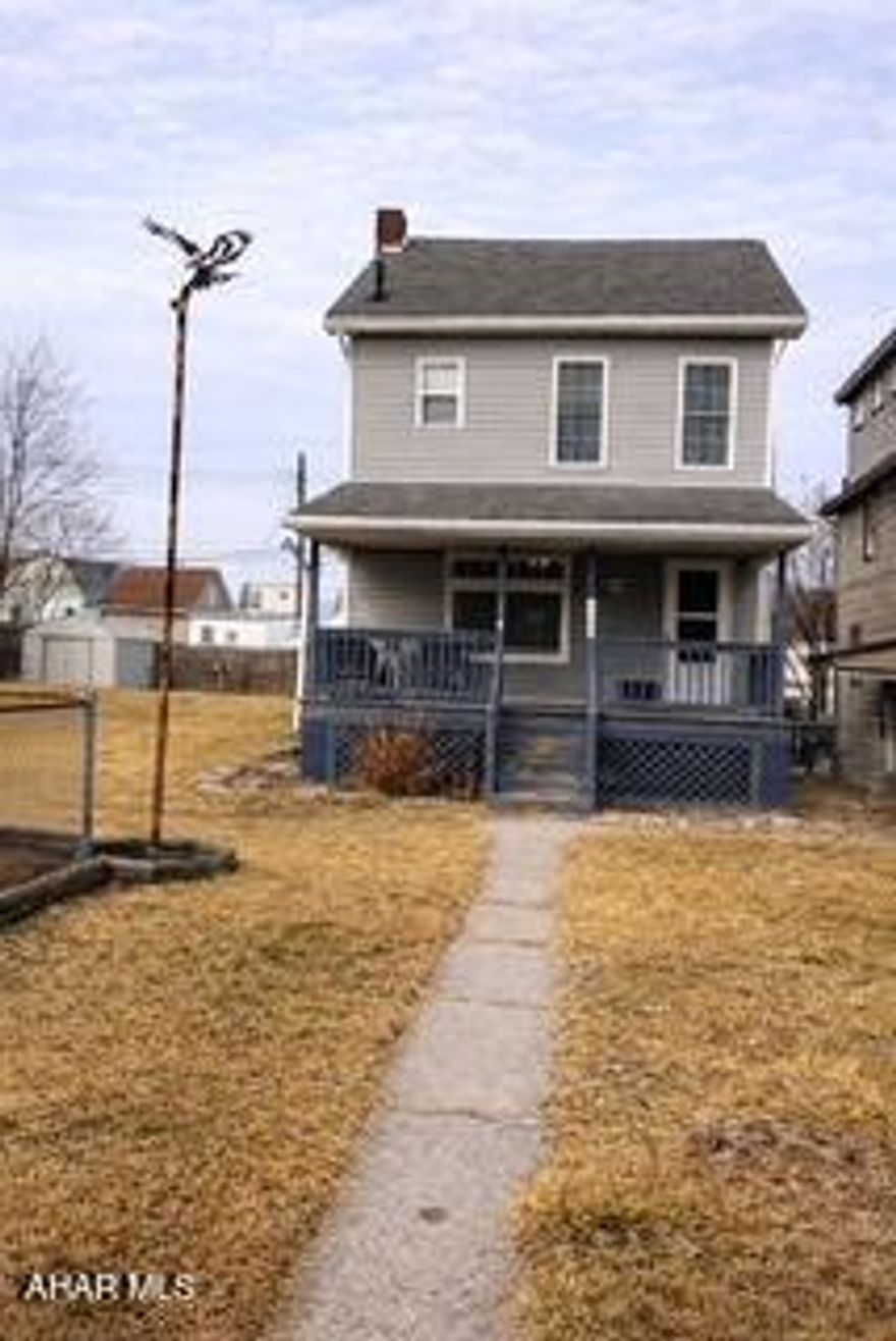 Charming and full of potential. this 3 bedroom , 1 bath home offers comfortable living with a functional and modern layout. Enjoy a cozy living room, large dining room, and an inviting kitchen. This house has it all and this is the perfect time to make it your own.