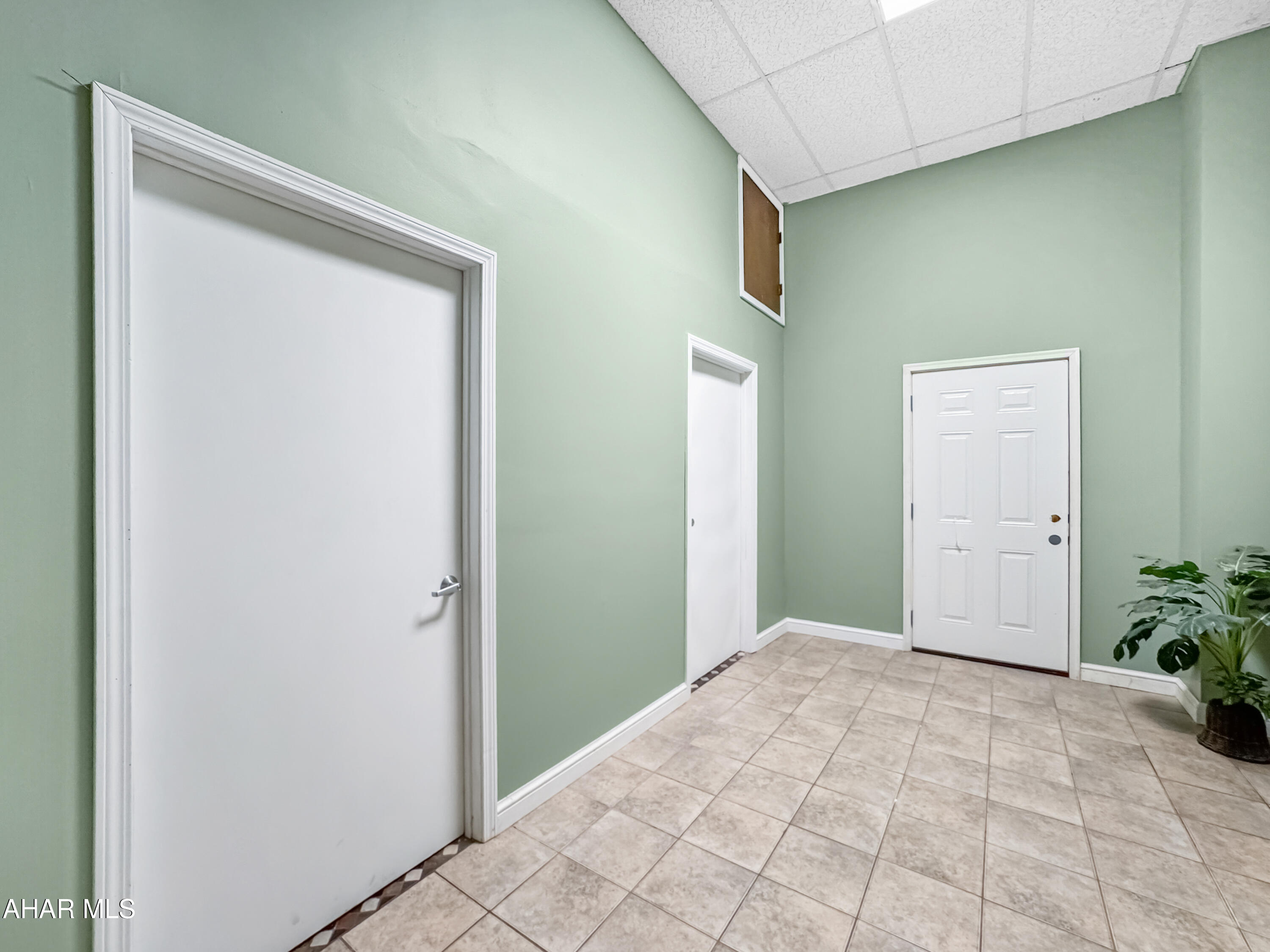 None - Commercial Lease