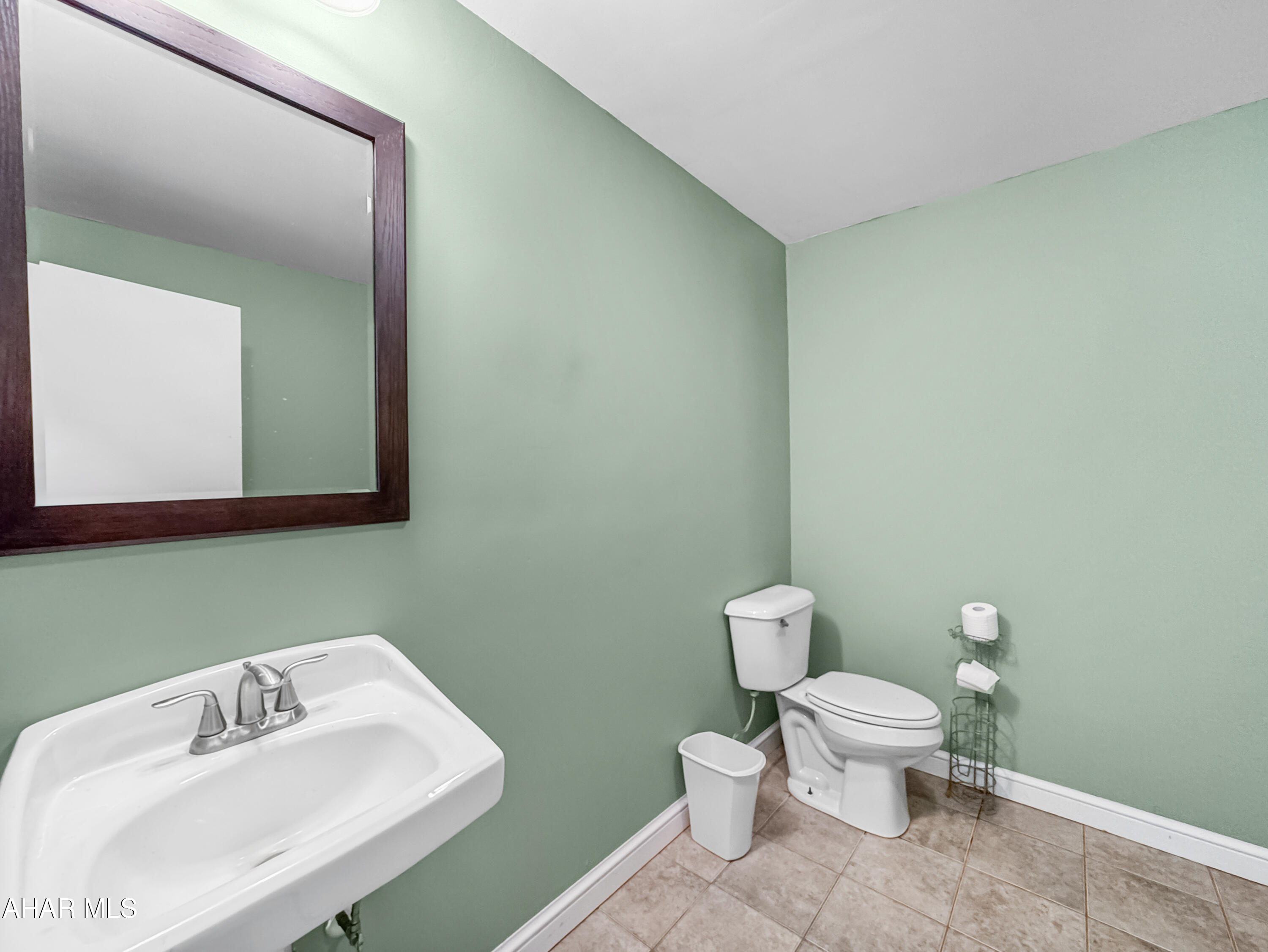 None - Commercial Lease