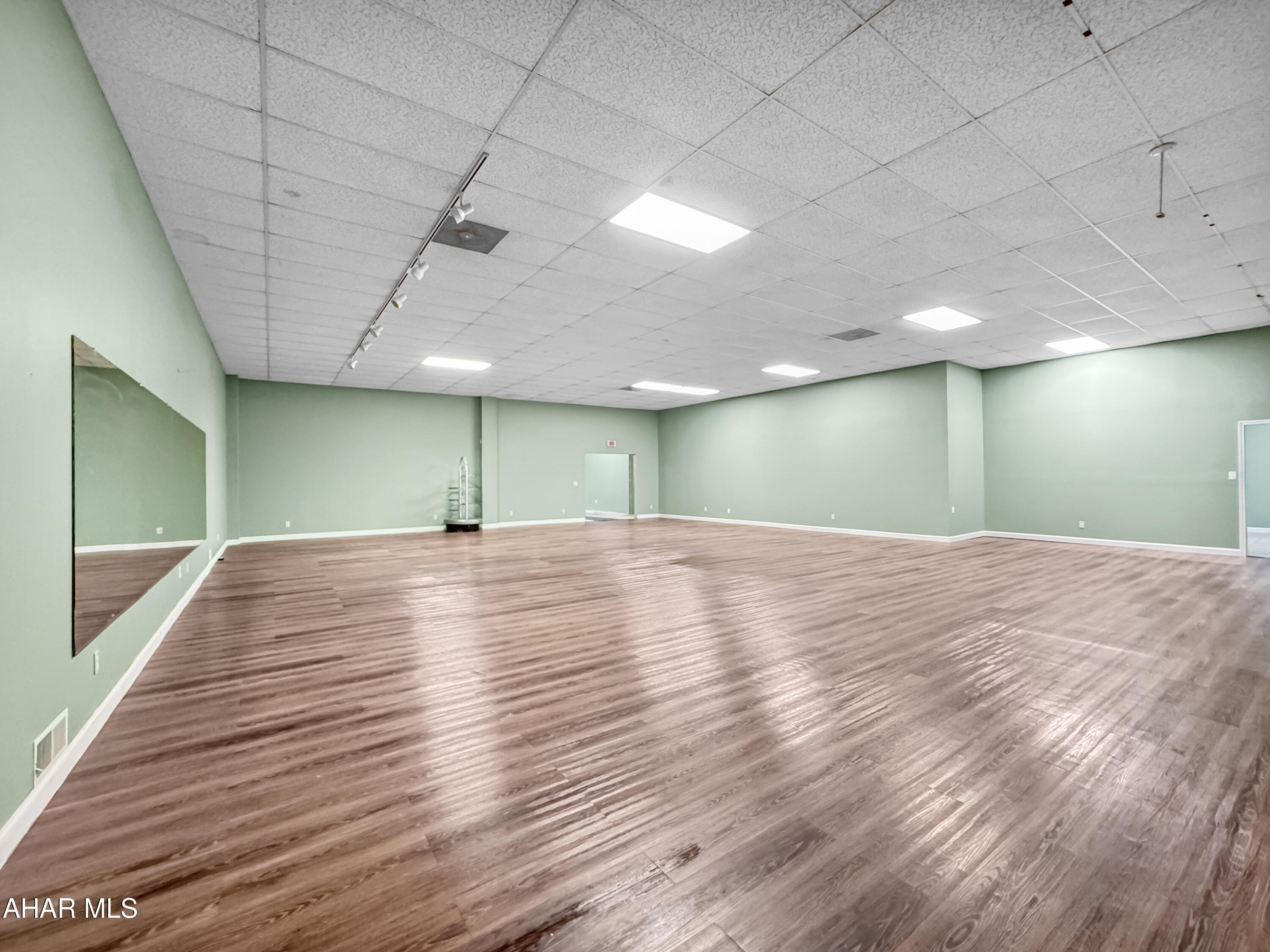 None - Commercial Lease