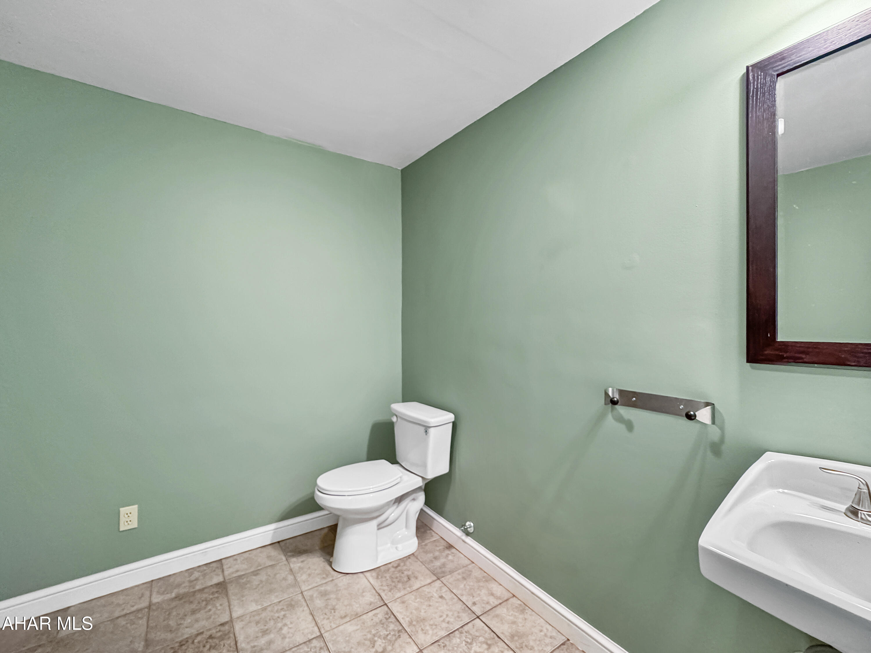 None - Commercial Lease