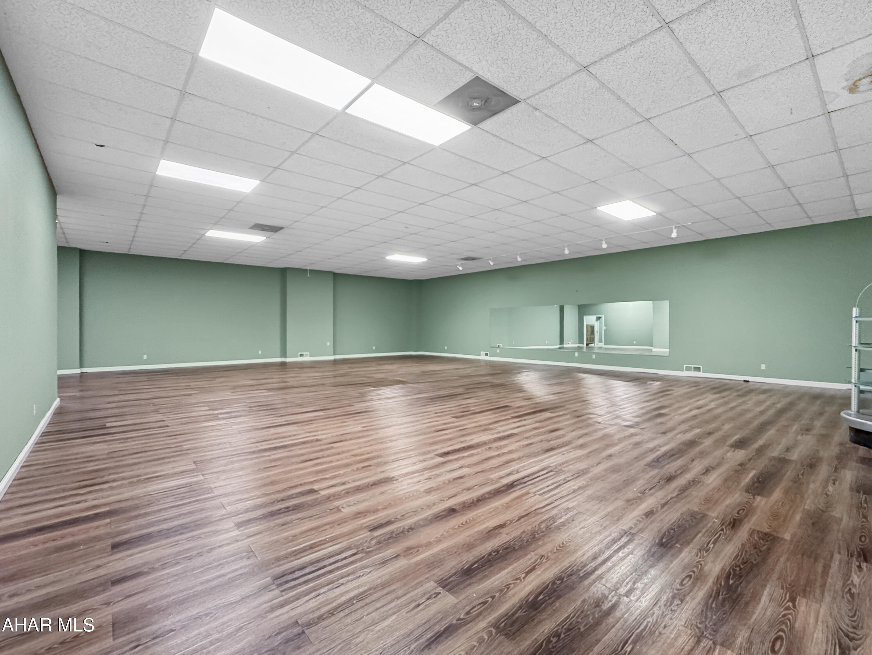 None - Commercial Lease