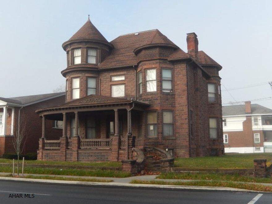 Stone house currently set up as residential duplex but this property offers so many possibilities!  Great commercial/investment opportunity with a little TLC.