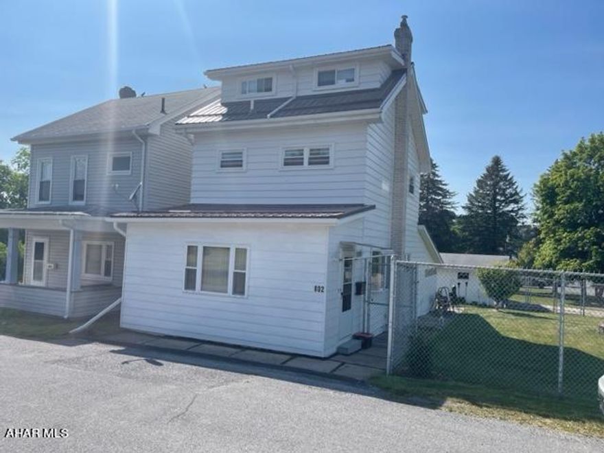 Meticulously maintained 3 BR, 2 BA home on a corner lot. Home boasts huge living area, Sunroom, newer mechanics and eat in kitchen with granite countertops. Beautiful outdoor space for relaxation with a flower garden and sculptured trees. Property is move in ready and makes this a must see.