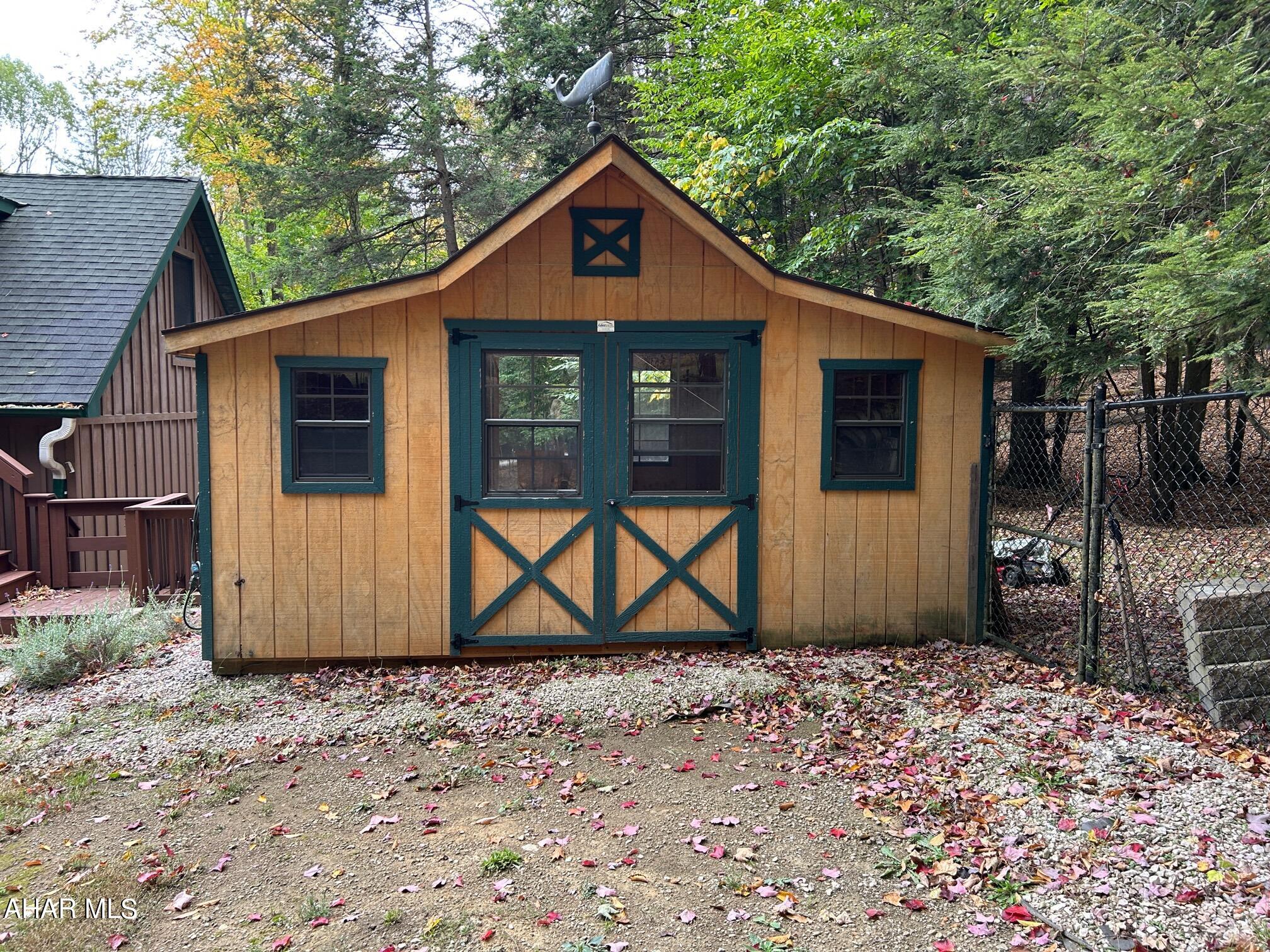 Glendale Yearound - Residential