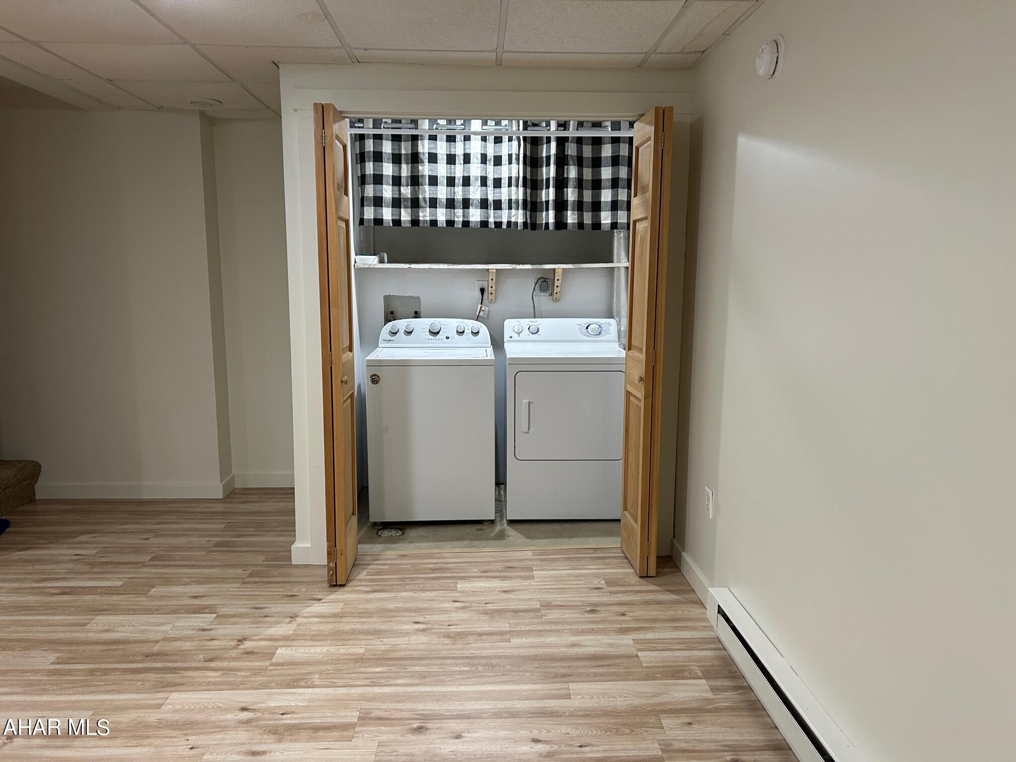 Glendale Yearound - Residential