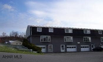Maple Hollow - Residential