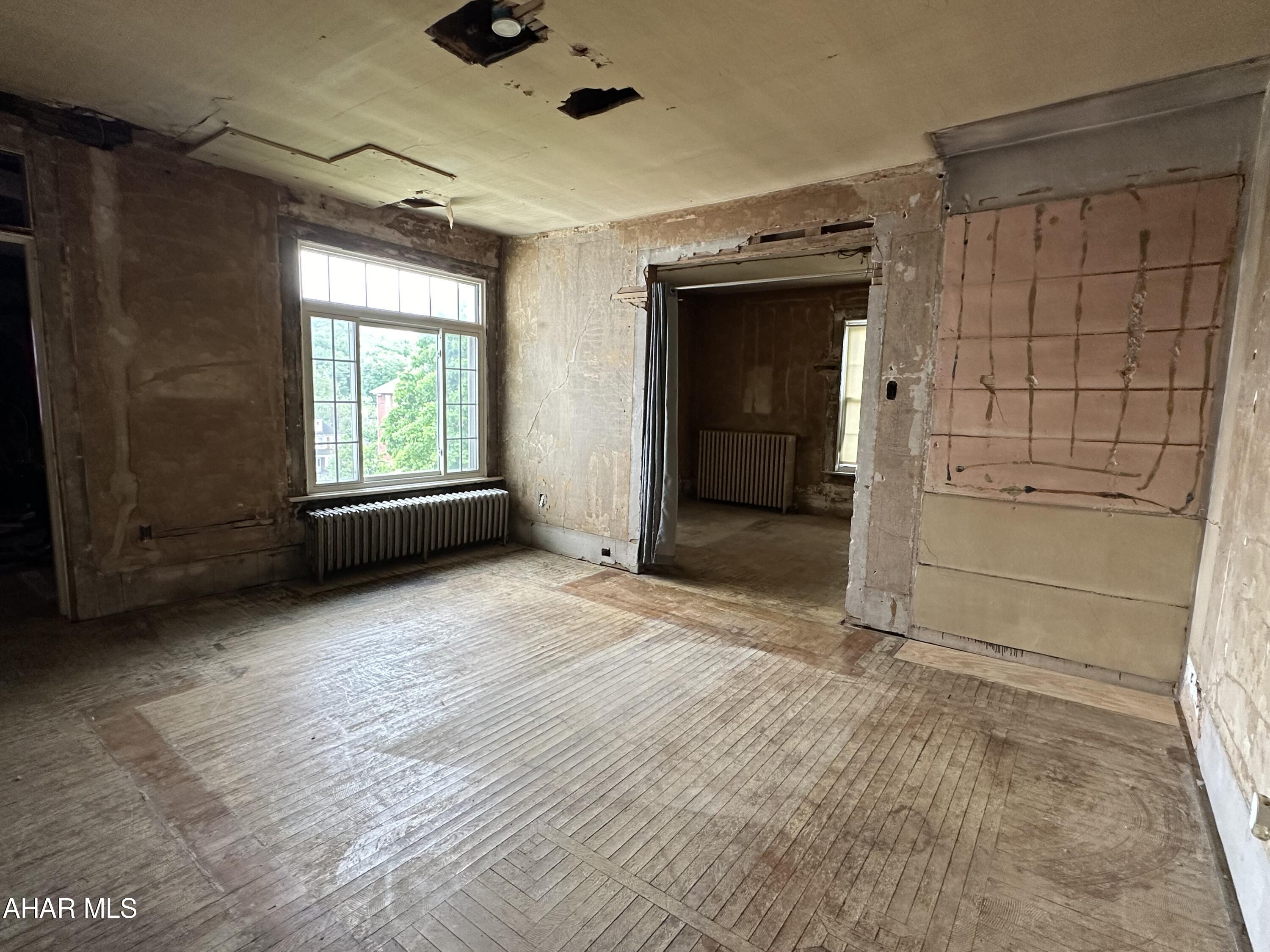 Unknown - Residential