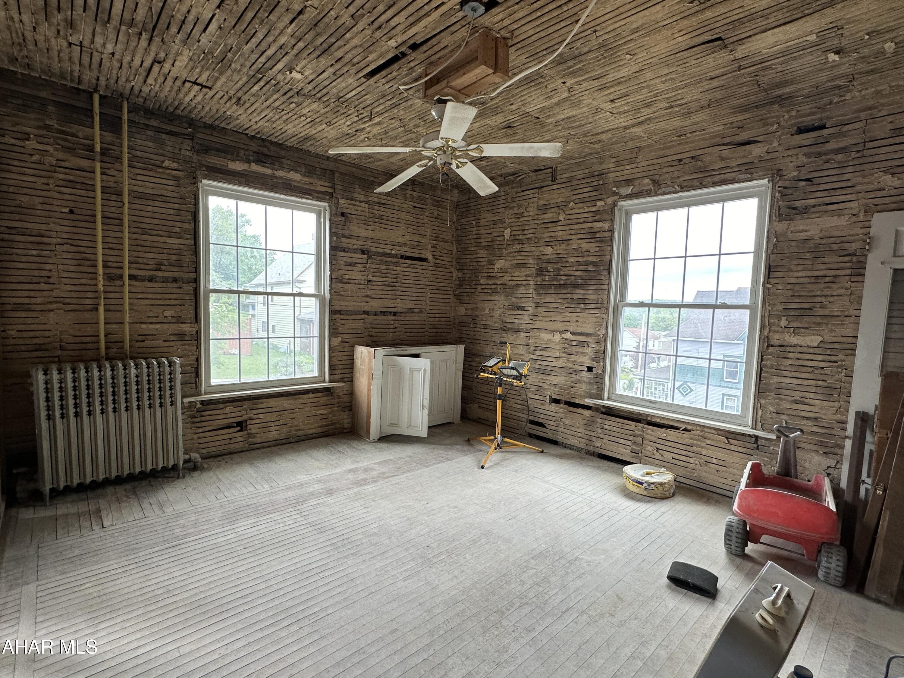 Unknown - Residential