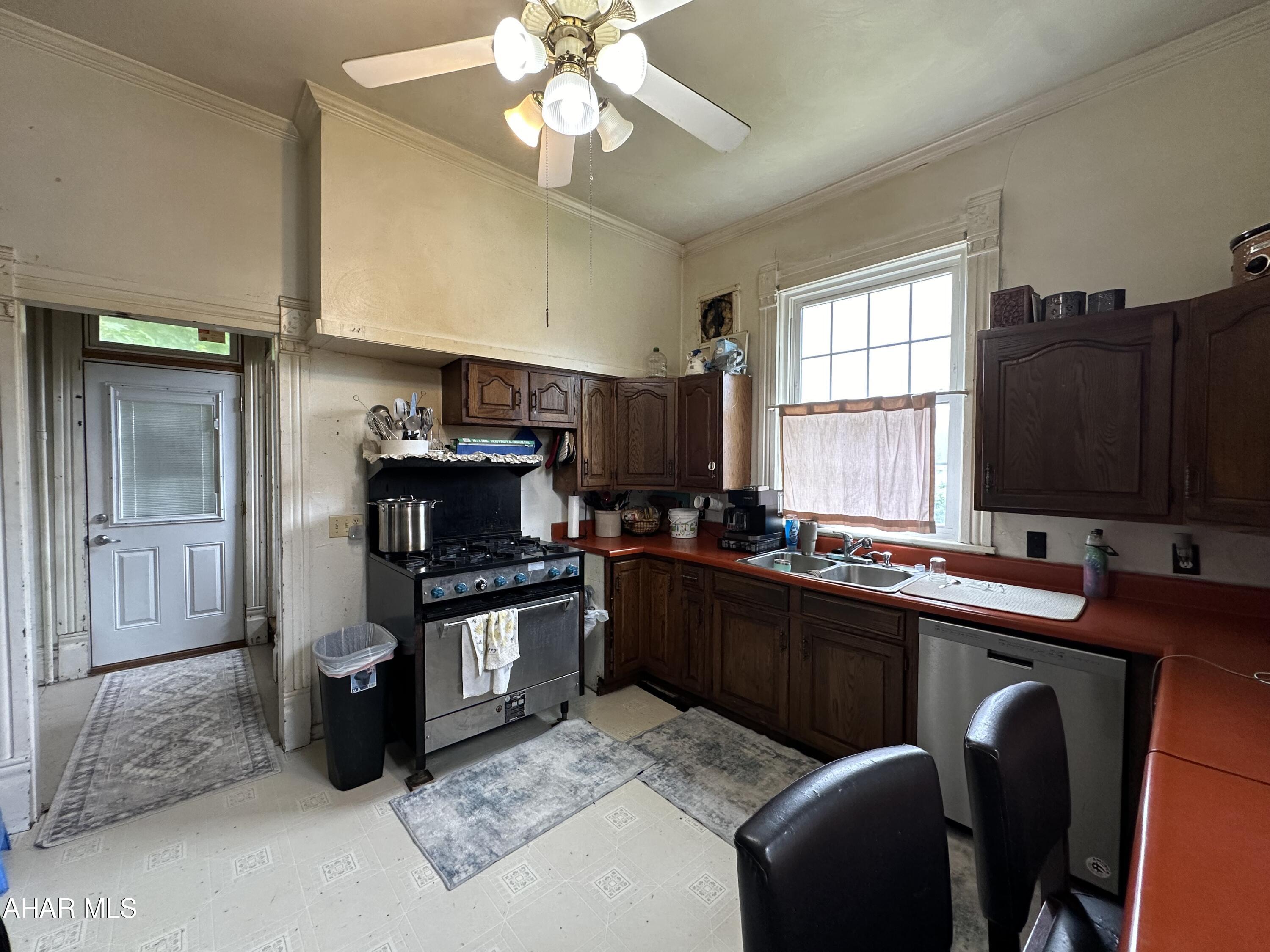 Unknown - Residential