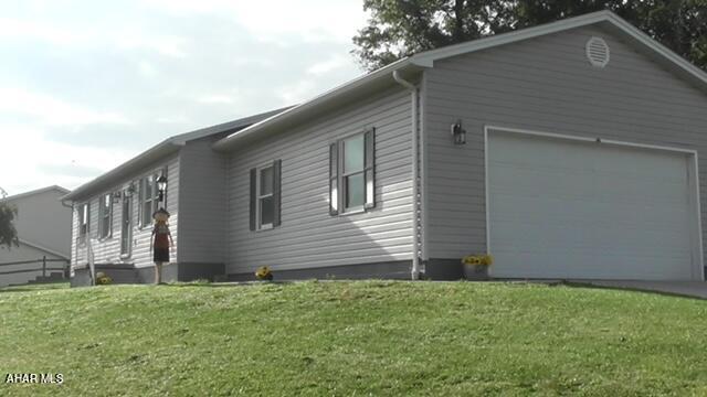 Lakewood Manor - Residential