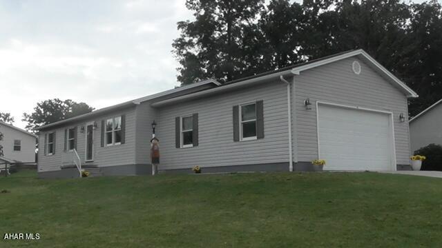 Lakewood Manor - Residential