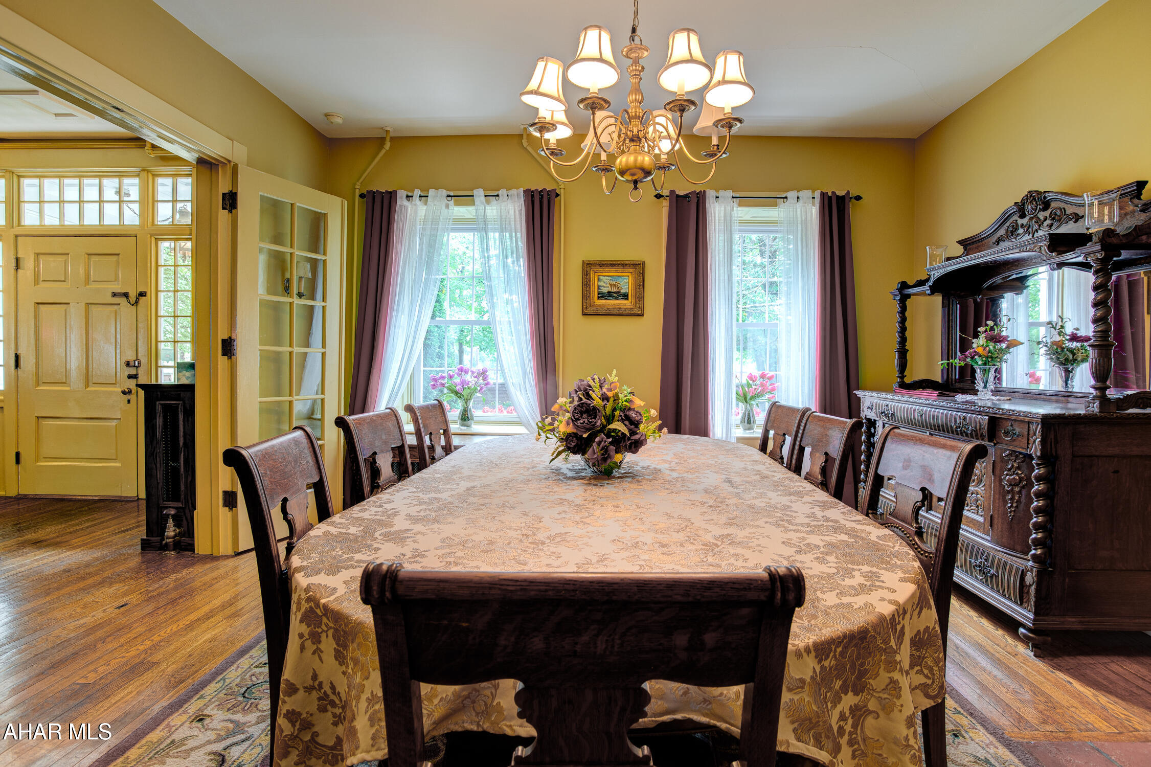 Juniata - Commercial Sale