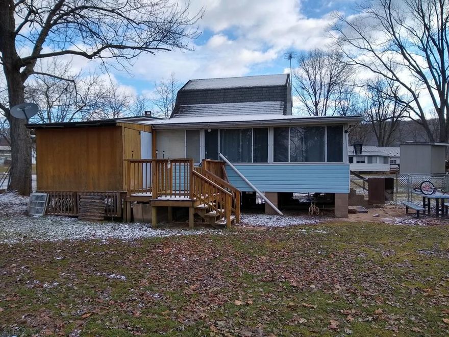 Charming cottage with access to Dunning's Creek. The cabin comes fully furnished and all appliances are included. Nicely maintained with a partially fenced yard. Fishing, swimming, canoeing and kayaking are just a few other perks of this property. Great for long weekends or a summer get-a-way. Call today for a showing!  EXTREMELY MOTIVATED SELLER!  BRING ALL OFFERS!