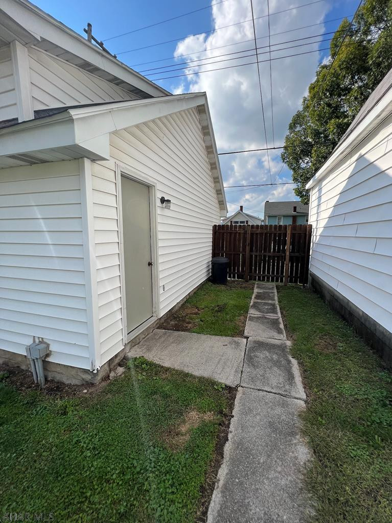 Unknown - Residential