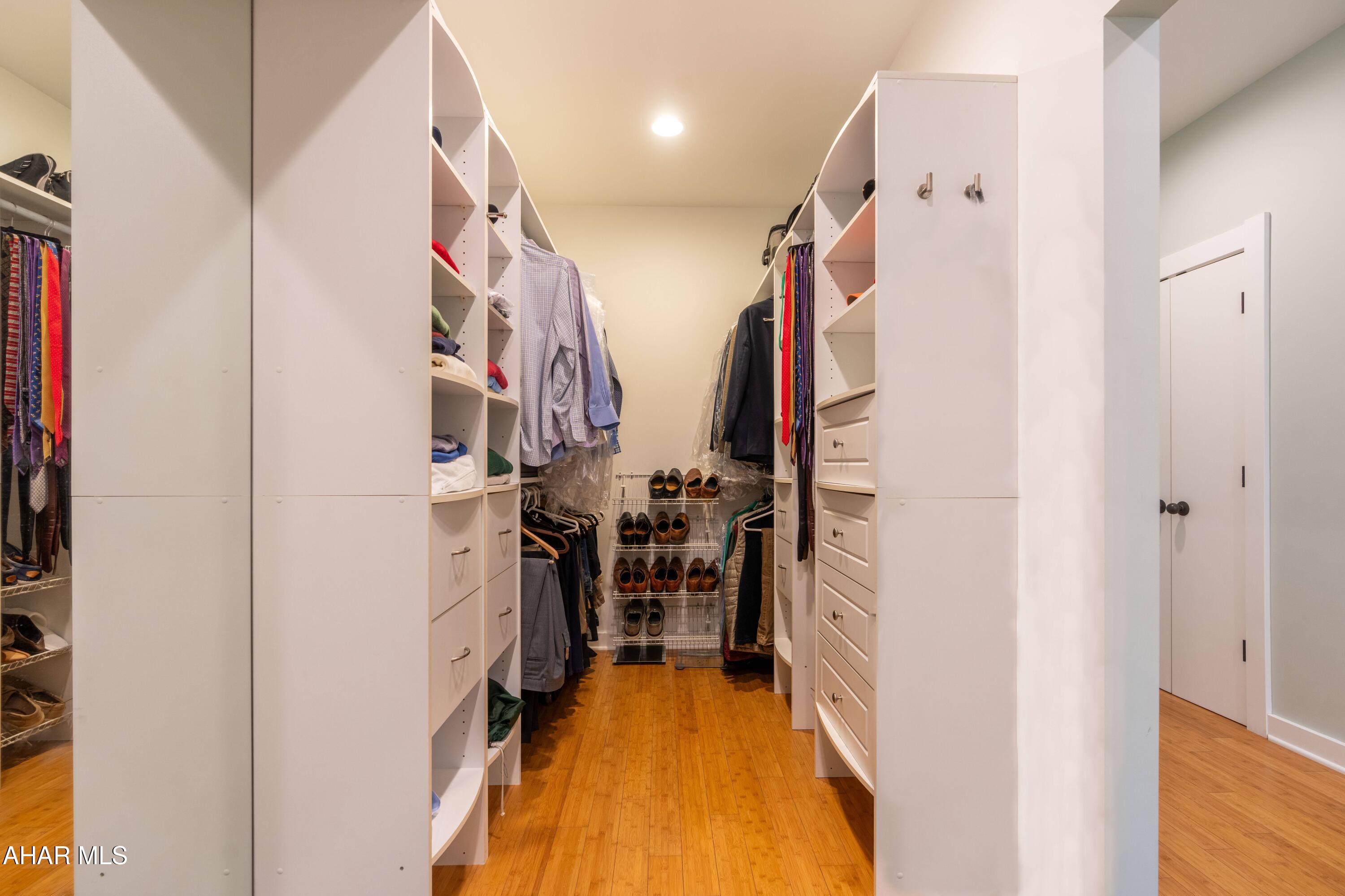 Fox Hollow - Residential