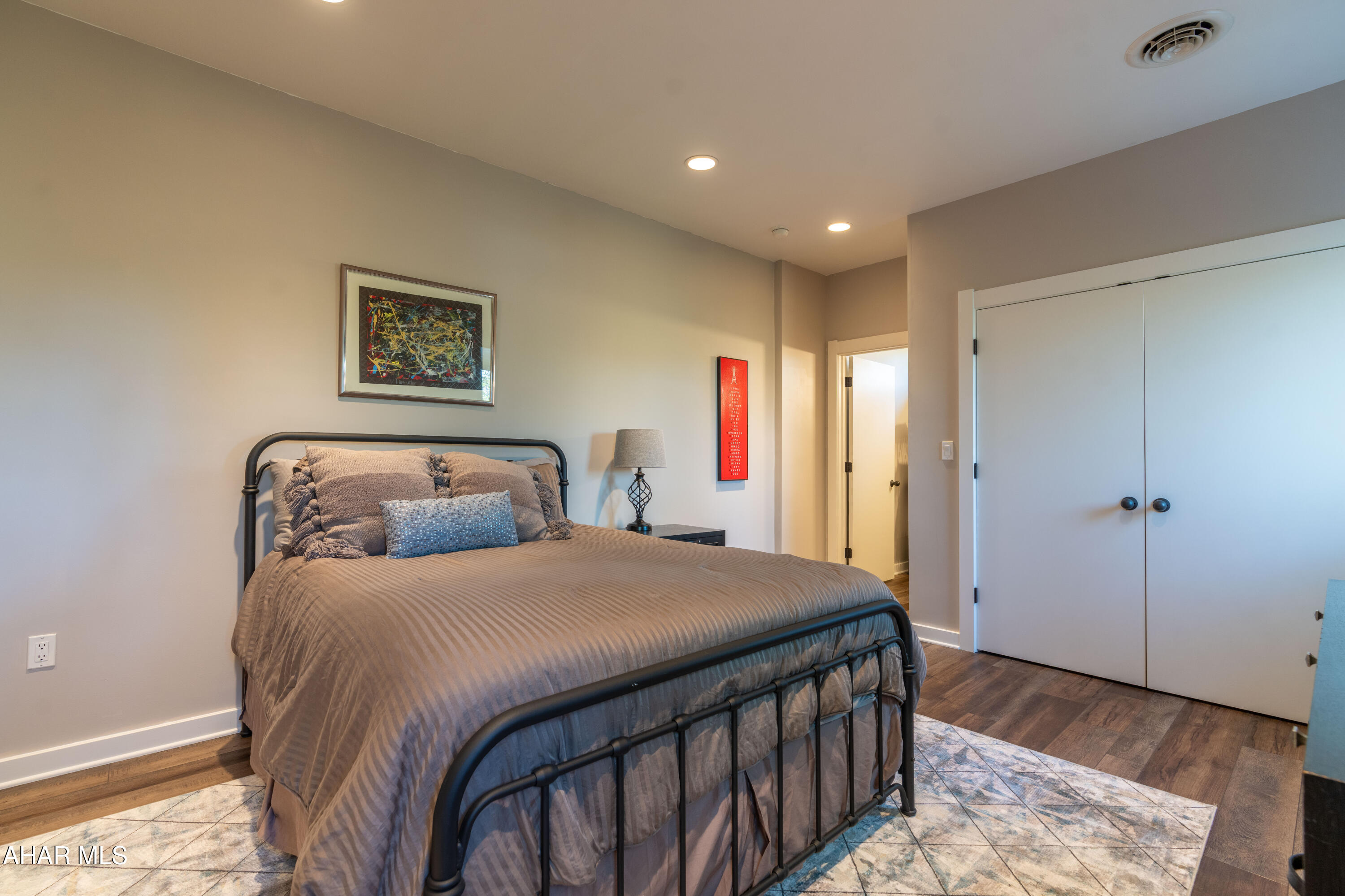 Fox Hollow - Residential