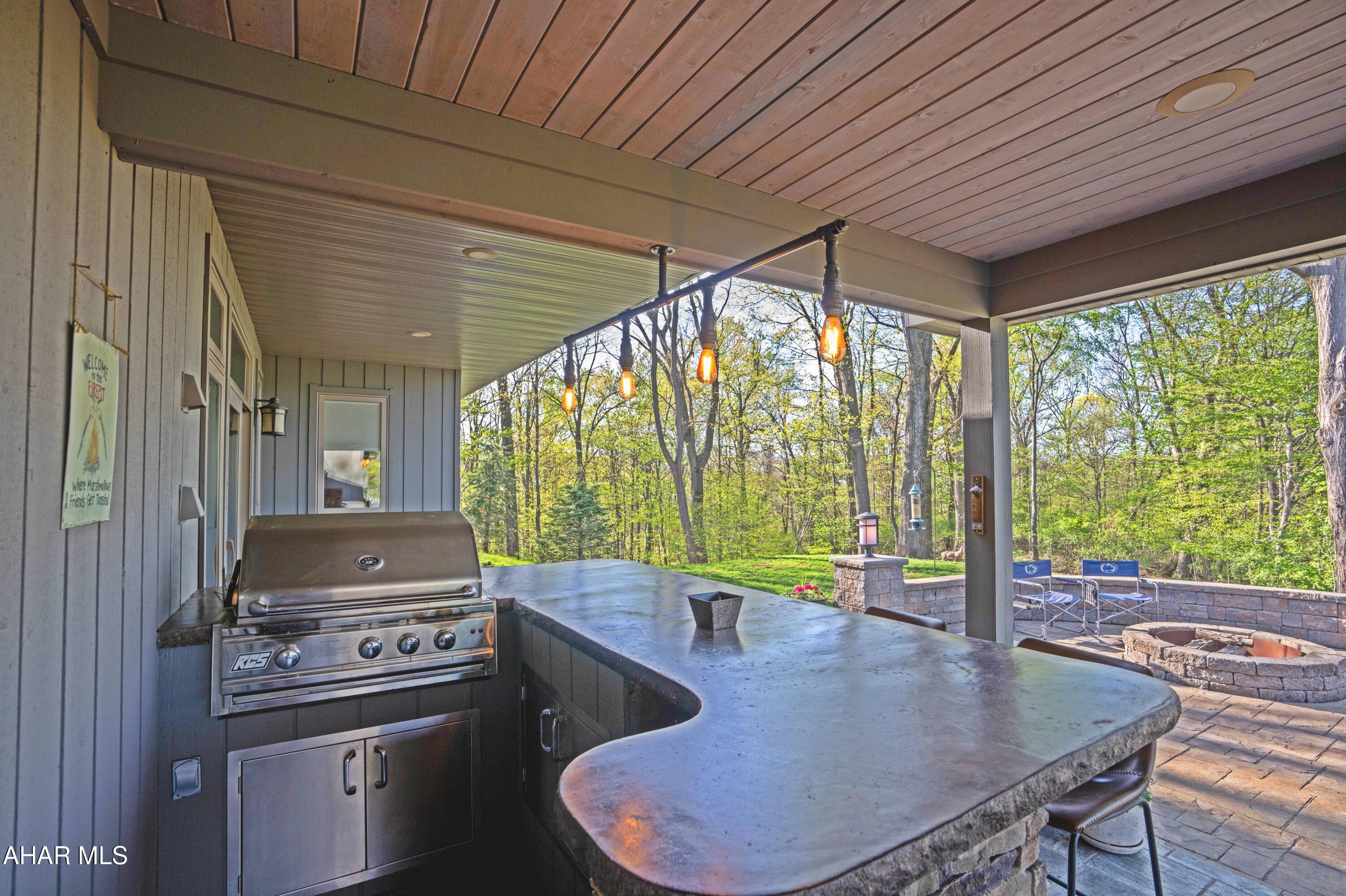 Fox Hollow - Residential