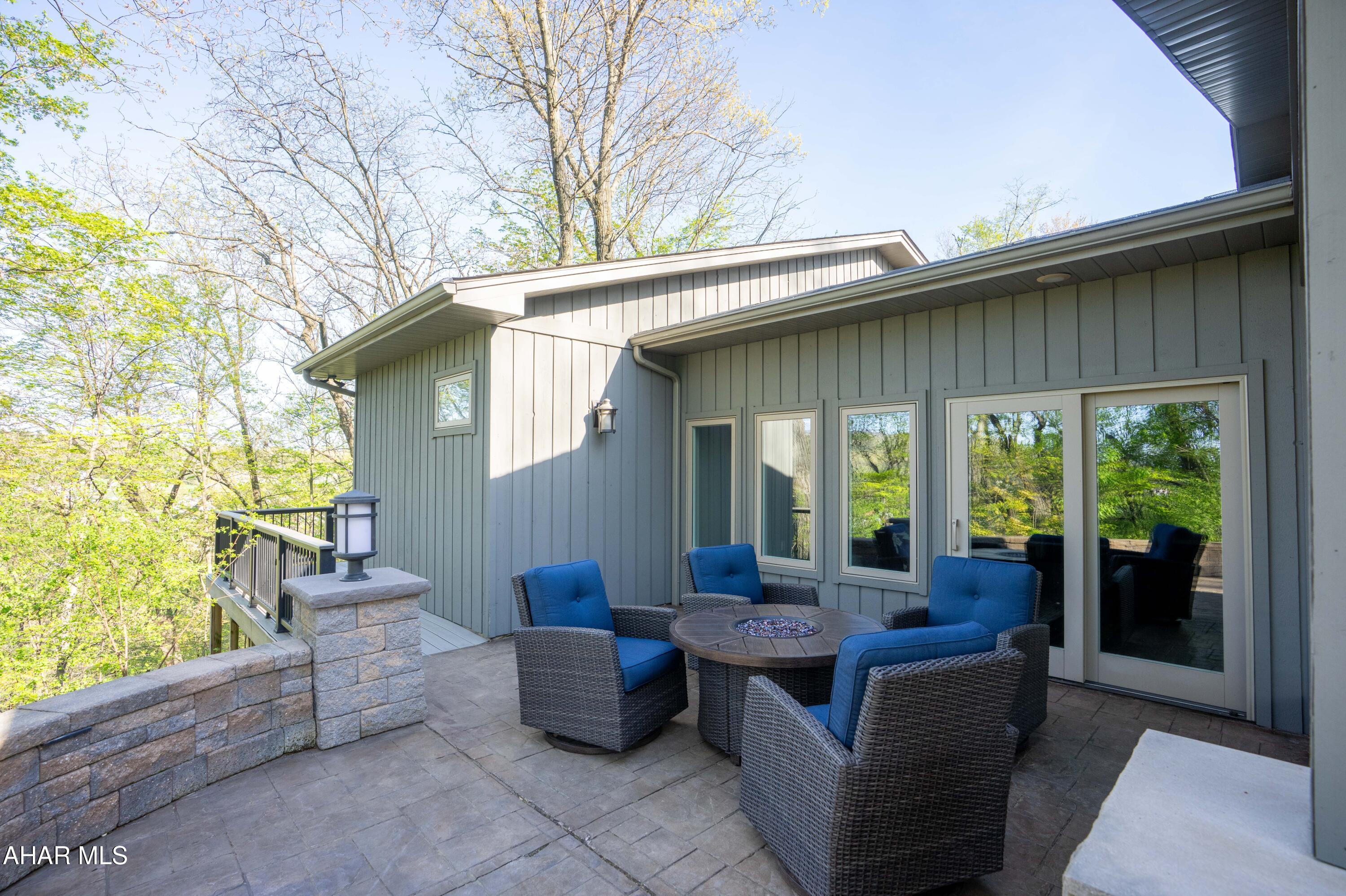 Fox Hollow - Residential