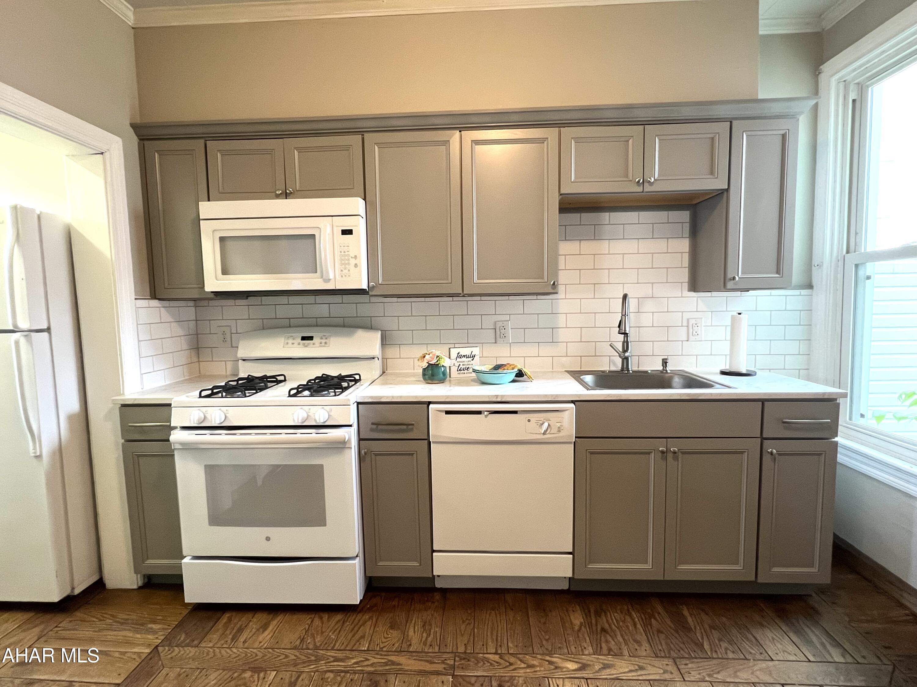 Juniata Gap - Residential