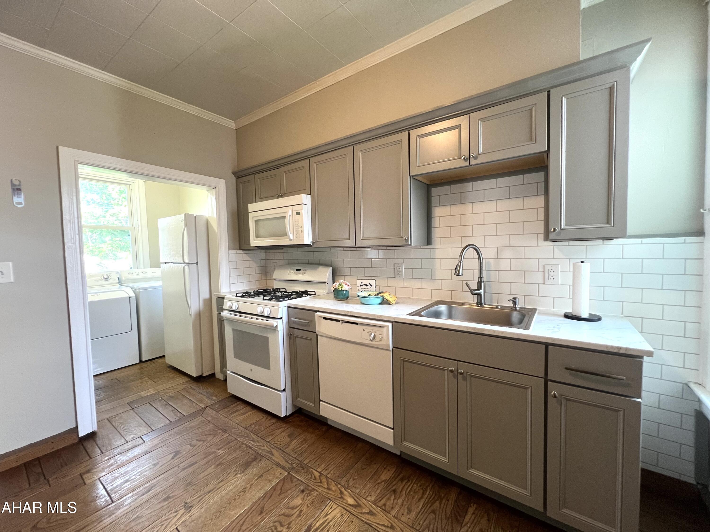 Juniata Gap - Residential