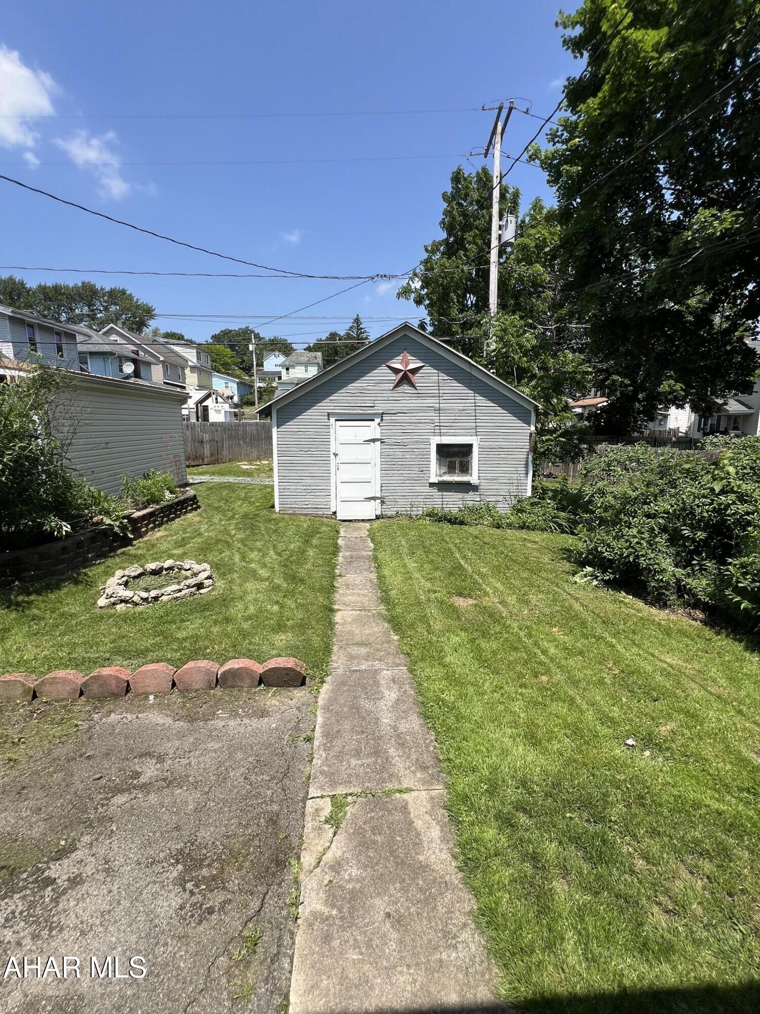 Juniata Gap - Residential