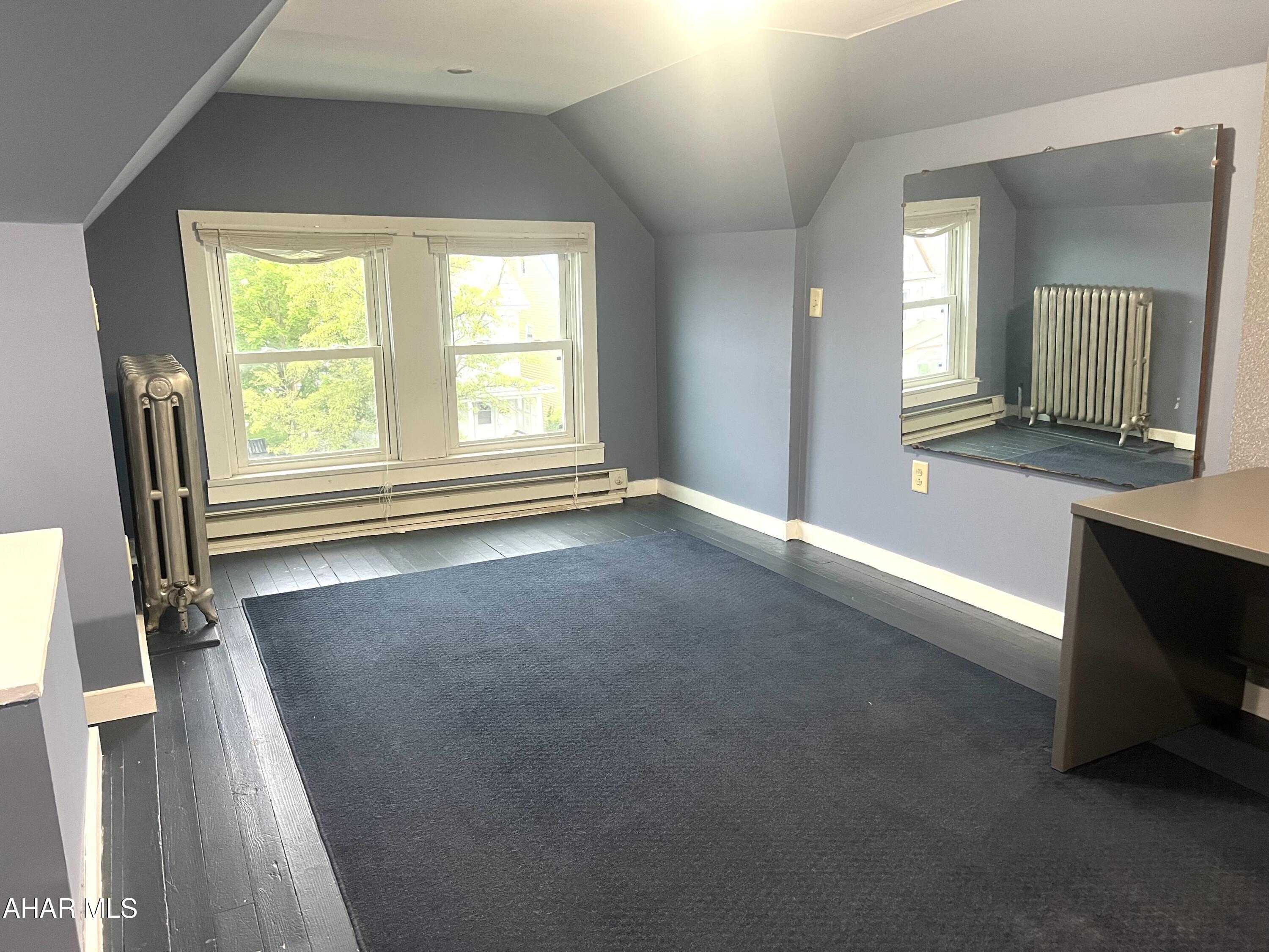 Juniata Gap - Residential