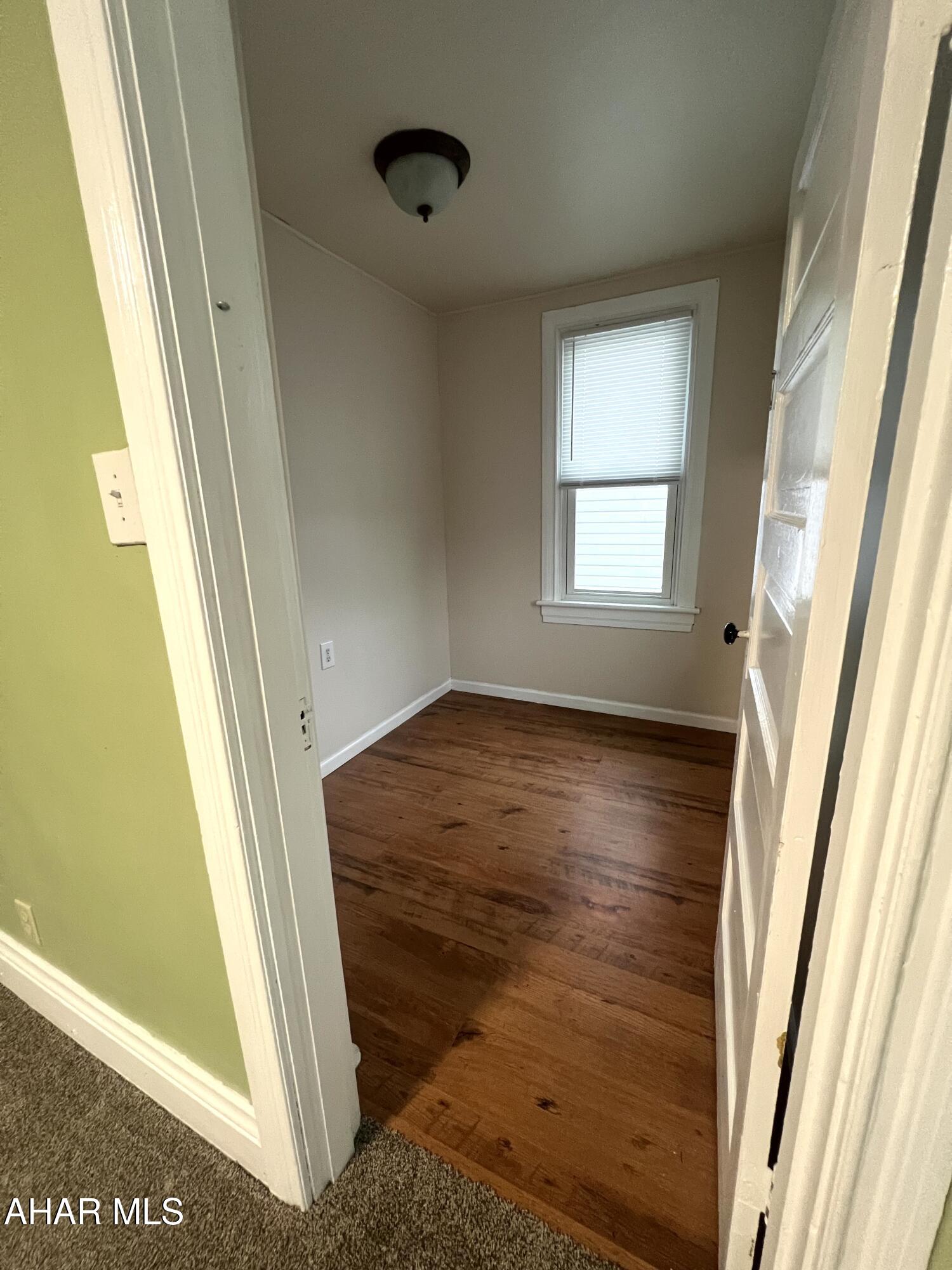 Juniata Gap - Residential